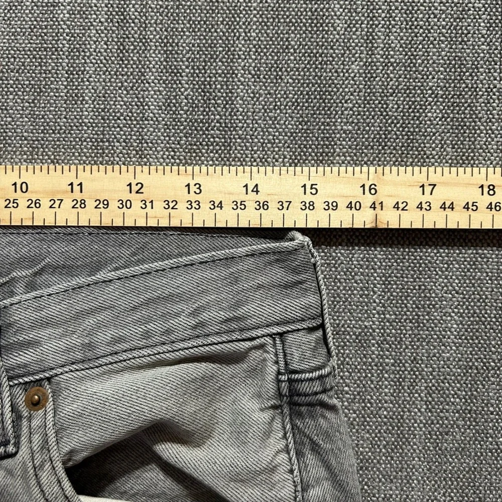Levi's 501 '93 Jeans Men 30x32 Grey Straight Leg Button Fly Denim Pants